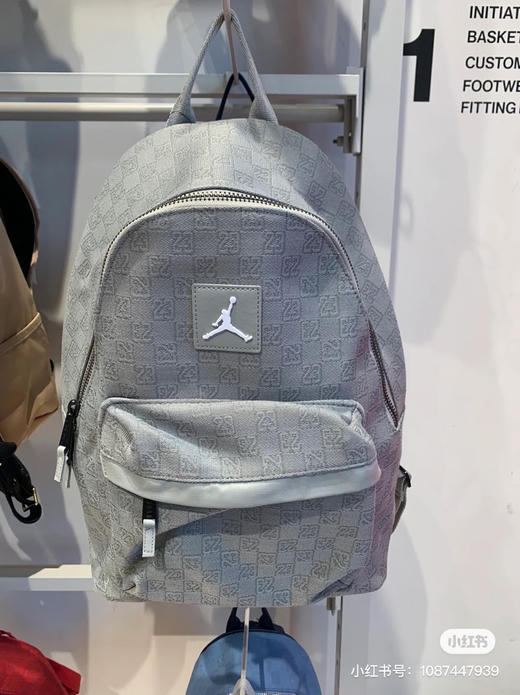 Jordan乔丹双肩包
都是外贸订单的货 商品图0