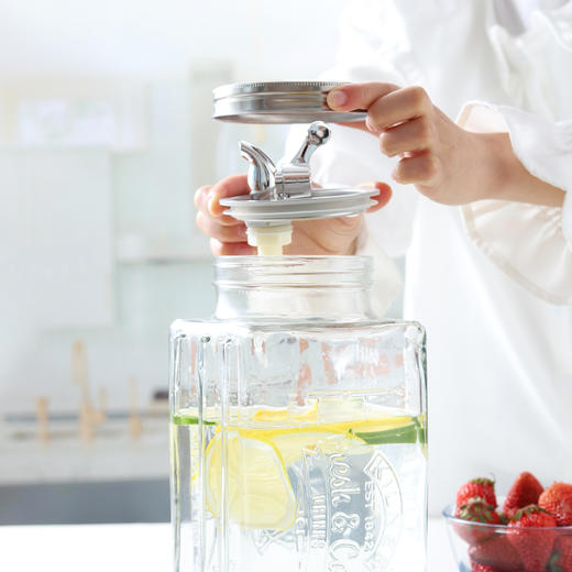 【英国进口】英国181年历史老牌KILNER 密封玻璃罐 复古玻璃罐2.0 带龙头液体储存罐储酒储果汁冰箱冷饮果汁罐 无铅玻璃罐 商品图1