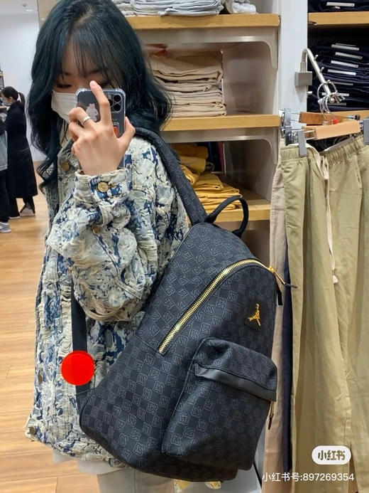 Jordan乔丹双肩包
都是外贸订单的货 商品图1