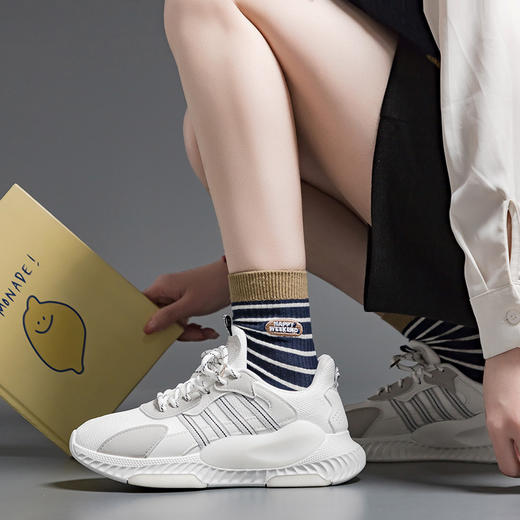 「六款配色！男女同款」2023春夏新款跑步鞋女复古休闲运动鞋子飞织男鞋潮运动风 商品图2