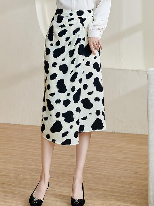 剩S/M 米思阳2025春季新款时尚大气淑女高腰半身裙压褶遮肚小A字裙2204 商品图2