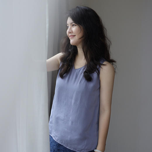 绽放403朵/高端100%桑蚕丝16mm砂洗素绉缎V领多色百搭背心吊带 商品图1