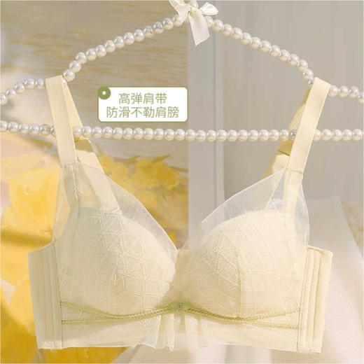 【内衣女夏薄款小胸聚拢透气无钢圈】平胸专用无磁无铁，唇红齿白，内心妩媚迷人，这个夏天，选择内衣女夏薄款小胸聚拢透气无钢圈平胸专用无 商品图1