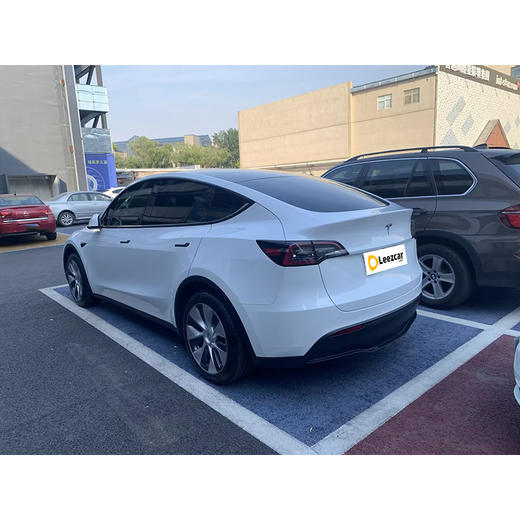 特斯拉 Model Y 后轮驱动版【长租-北京】 商品图4