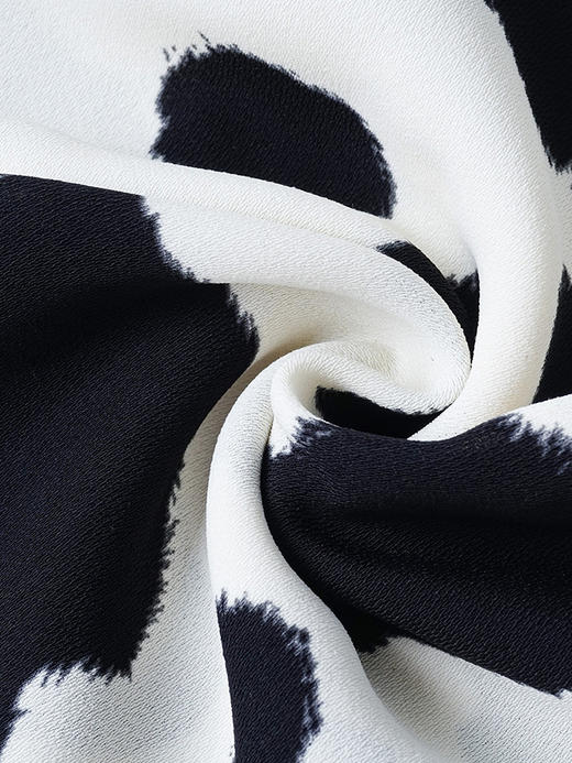 剩S/M 米思阳2025春季新款时尚大气淑女高腰半身裙压褶遮肚小A字裙2204 商品图3