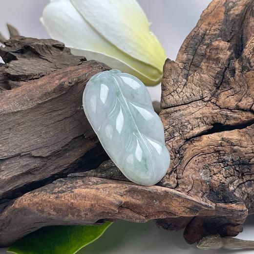 翡翠吊坠-飘花树叶 商品图0