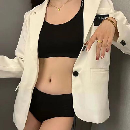 【精致感get起来❗️果冻承托力套装女内衣】舒适柔软亲肤透气，背部收拢赘肉高弹无痕无感，享受轻盈裸感体验，英文肩带无痕裸感舒适文胸女礼盒装七夕伴手礼新年礼盒年货礼盒 商品图2