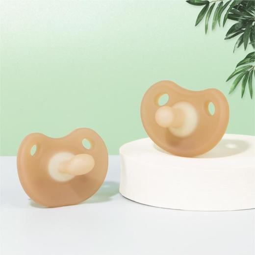 安抚奶嘴新生儿婴儿宝宝0至6个月睡觉日夜两用安抚神器硅胶一体式 商品图1