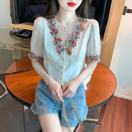 田园轻熟风，甜美碎花气质v领雪纺衬衫KQL-315T7813 商品图1