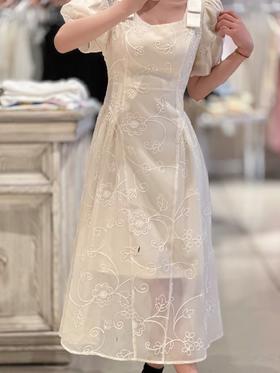 【门店同款】夏季重工刺绣蝴蝶结连衣裙 150627239