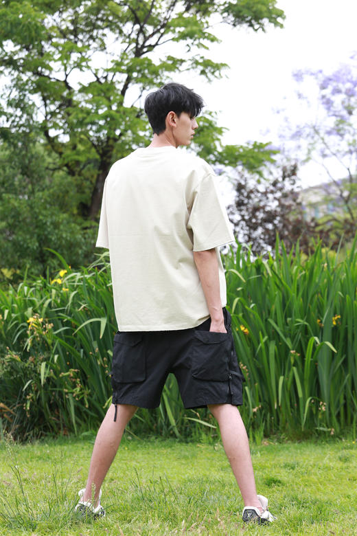 S320312884极简短袖T恤 商品图1