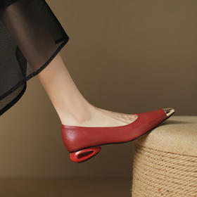 时尚气质，粗跟铁头单鞋LD-6377