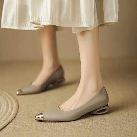 时尚气质，粗跟铁头单鞋LD-6377 商品图5