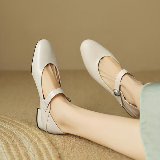 时尚气质，粗跟复古单鞋LD-6384 商品图5