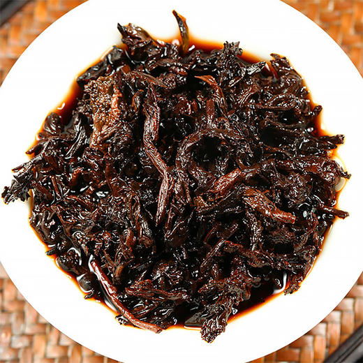 吉顺号茶叶-2023年班章孔雀圆茶普洱熟茶饼357克 商品图7