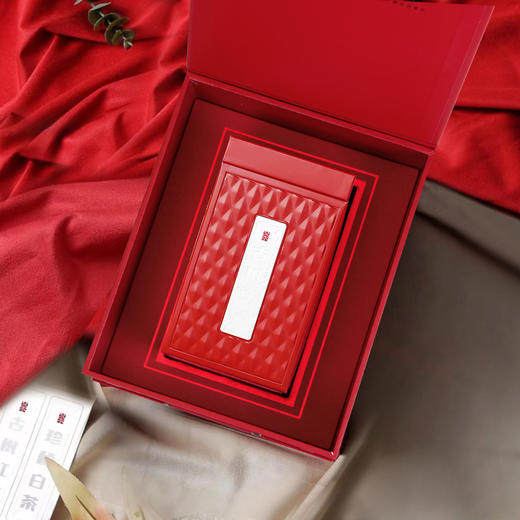 时光煮雨【通版•单罐•红】23元一套 /一件20套/约装二两半 商品图6