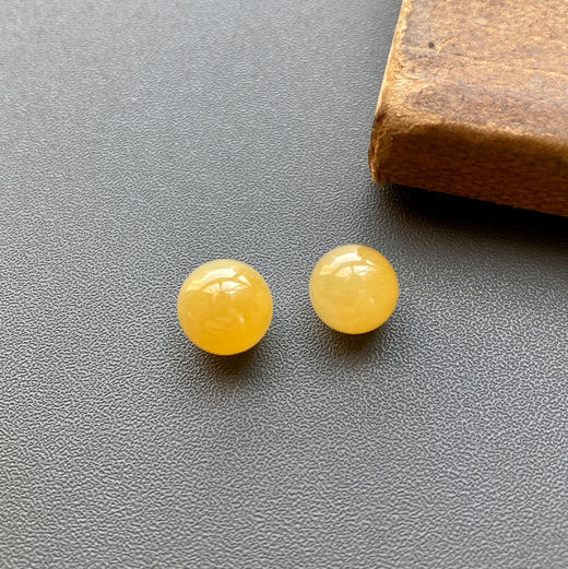 糯冰种黄翡珠子 商品图2