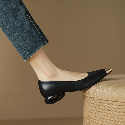 时尚气质，粗跟铁头单鞋LD-6377 商品图14
