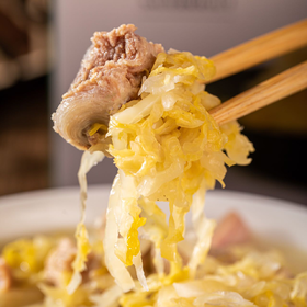 🔥4袋送1袋🎁🈚️添加 🈚️防腐   配料只有❤️白菜 矿泉水  乳酸菌和食用盐的东北洞藏酸菜