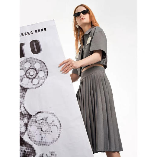 截短翻领外套 商品图3