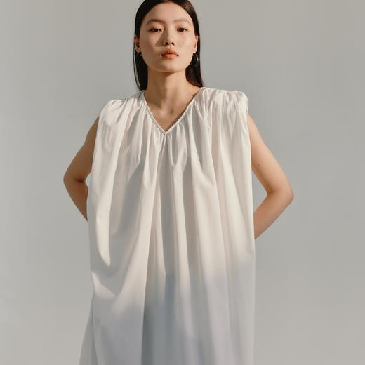 LIYIHAN 褶皱宽肩连衣裙 Y233L07201 商品图0