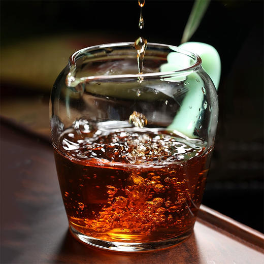 吉顺号茶叶-2023年班章孔雀圆茶普洱熟茶饼357克 商品图5