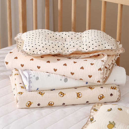 【49.9/2个    婴儿枕头新生儿四季通用透气定型枕】扁头纠正偏头初生宝宝枕头云朵，皑皑白色枕芯，云朵一般柔软，透气舒适，陪伴宝宝四季通用。 商品图1