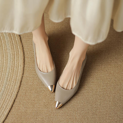 时尚气质，粗跟铁头单鞋LD-6377 商品图9