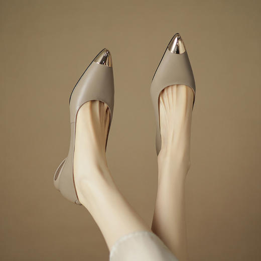 时尚气质，粗跟铁头单鞋LD-6377 商品图10