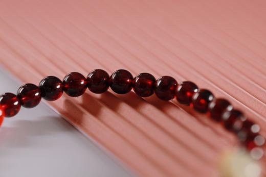 XYZT0532°紫檀石榴石楠木手链手串 商品图5