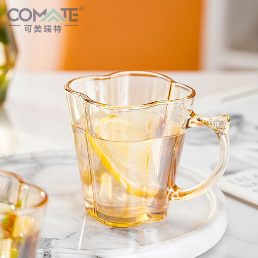 可美瑞特 1500毫升琥珀色高硼六角水壶+6个梅花把杯套装 商品图1