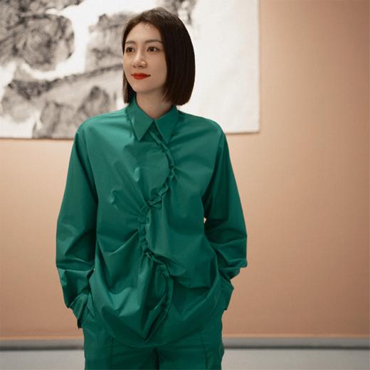 LIYIHAN 扭曲褶皱衬衫 Y233C02040 商品图0