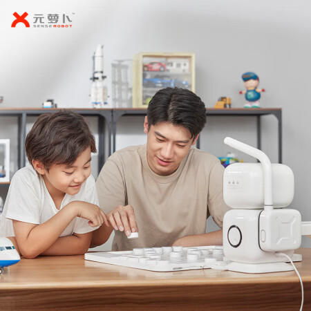 元萝卜 AI下棋机器人商汤科技 儿童早教学习中国象棋机器人 智能对话陪伴机器人 商品图4