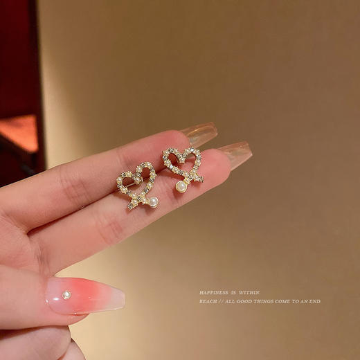 韩国东大门简约爱心珍珠耳钉女ins风气质耳环小众网红耳饰时尚配饰 商品图1