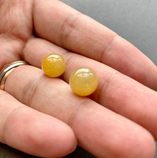 糯冰种黄翡珠子 商品图6