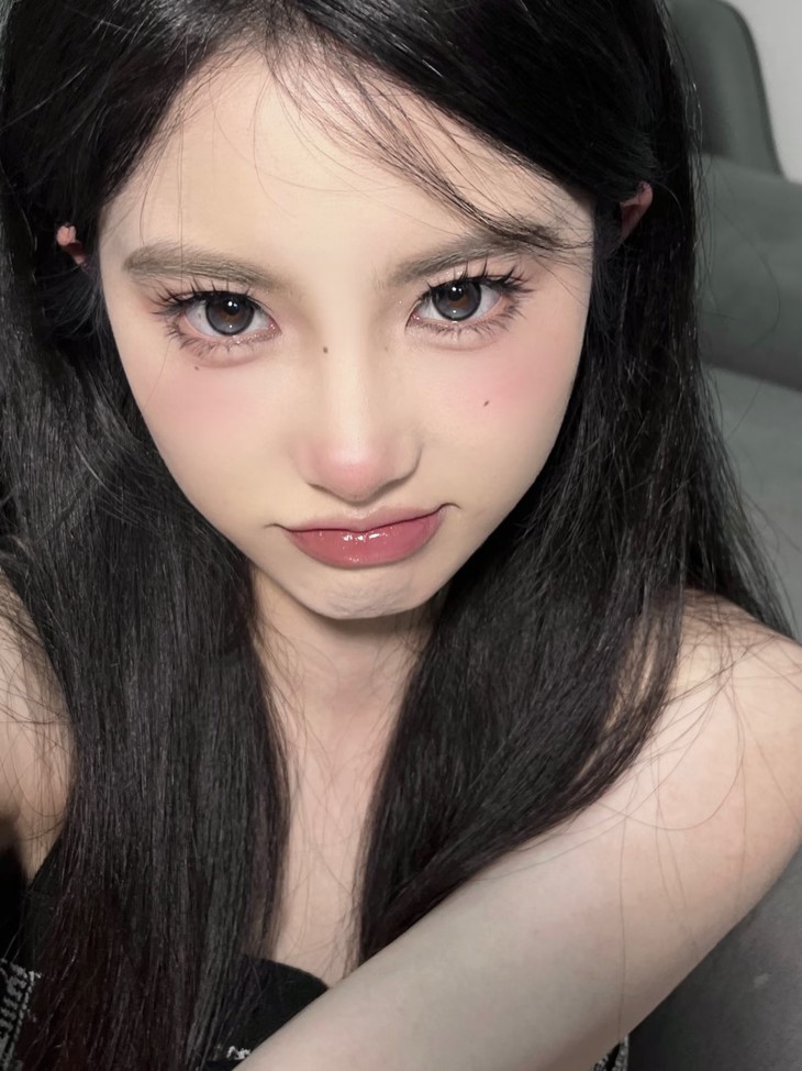 RUNACO美瞳 年抛隐形眼镜 小椰球 14.2mm 1副/2片 左右度数可不同 - VVCON美瞳商城