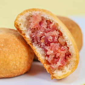 【滇式云腿小饼】优选全麦面粉，添加云南“宣威火腿”，去皮去筋，肥瘦相间、颗粒分明，食之酥松香松，开袋即食！