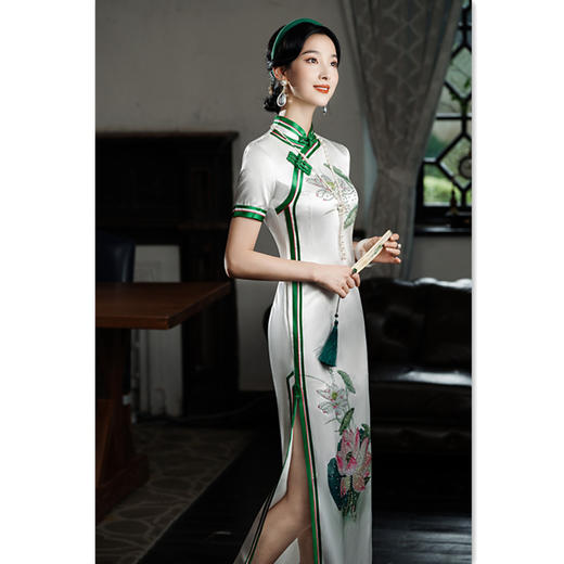 SKY 319138醋酸荷花烫钻走秀旗袍复古国风旗袍 商品图2