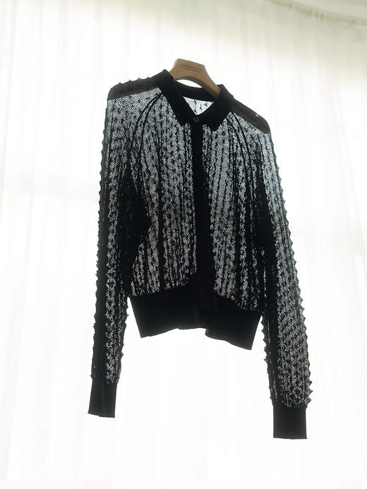 “奢品工艺”立体浮雕针织开衫 商品图5