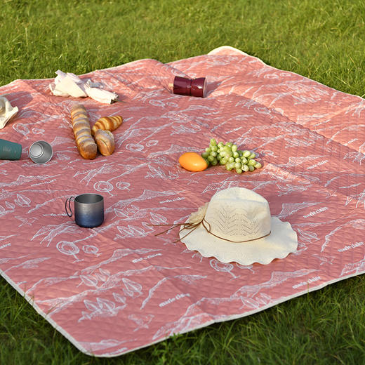marie claire（嘉人）超声波野餐垫 山野红 商品图0