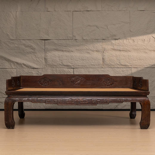 清 榉木花鸟人物开窗三围屏罗汉床 商品图0