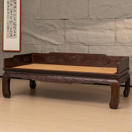 清 榉木花鸟人物开窗三围屏罗汉床 商品图4