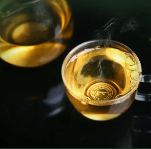 2023年野放冰岛头波春茶普洱生茶饼茶叶357克 商品图4