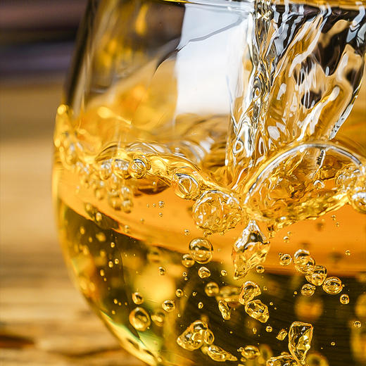 【黄印生态青饼】为老客而生为会员而作，整提出售福利款古粉会员的印记篇章，2022年春茶四大茶区精制357克/饼5饼/提 商品图6