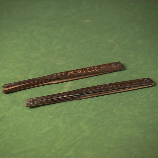 清 竹刻诗文扇骨（一对） 商品图4