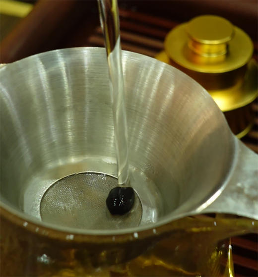 宣哥上高货宝贝啦；普洱精华浓缩；【2023年茶膏】云南普洱茶膏技艺非遗传承人：李韵德老先生亲手熬制；50斤才能熬制2斤；1粒赛黄金；60g/罐；数量稀缺【每个id限购3罐】 商品图2