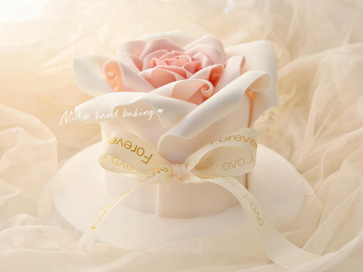 女士款 一朵玫瑰花 优雅粉玫瑰 翻糖蛋糕 商品图2