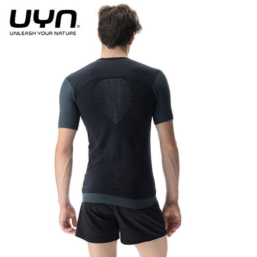 UYN运动短袖PB42系列 上衣男女款夏季训练透气吸汗弹力速干衣压缩衣 商品图4