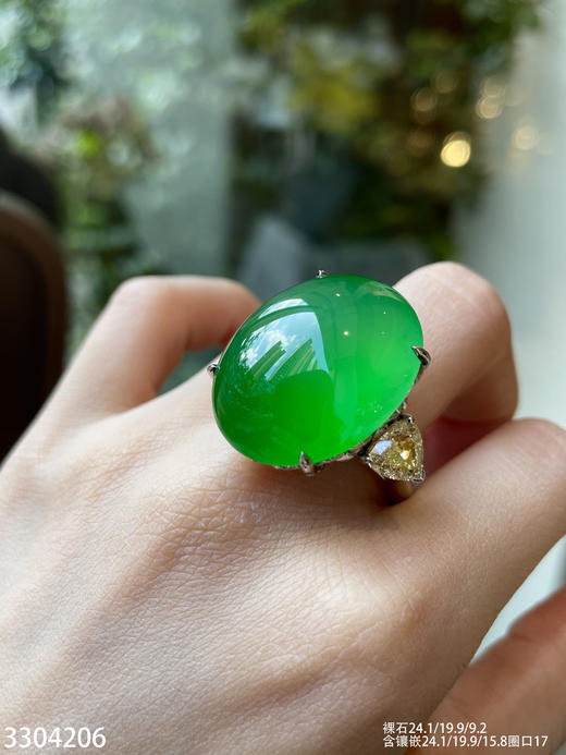 玻璃木纳蛋面戒指【3304206】具体价格微信咨询 商品图4