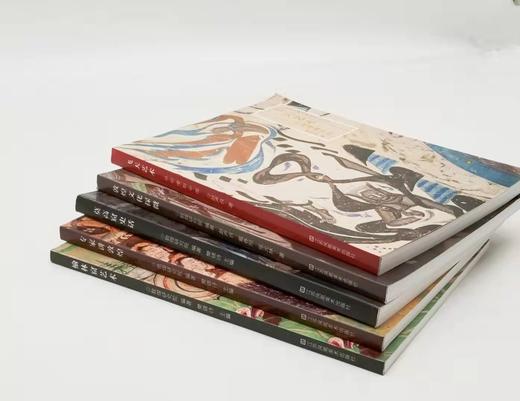 《飞天艺术》《敦煌文化探微》《莫高窟史话》《专家讲敦煌》《榆林窟艺术》，16开，敦煌研究院主编，樊锦诗、赵声良等著，江苏凤凰美术出版社出版，五册总定价：定价290，售价145元，随机赠送定价30元的“ 商品图2